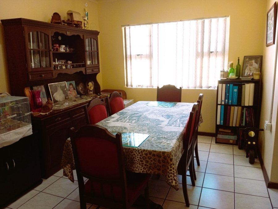 3 Bedroom Property for Sale in Amalinda North Eastern Cape